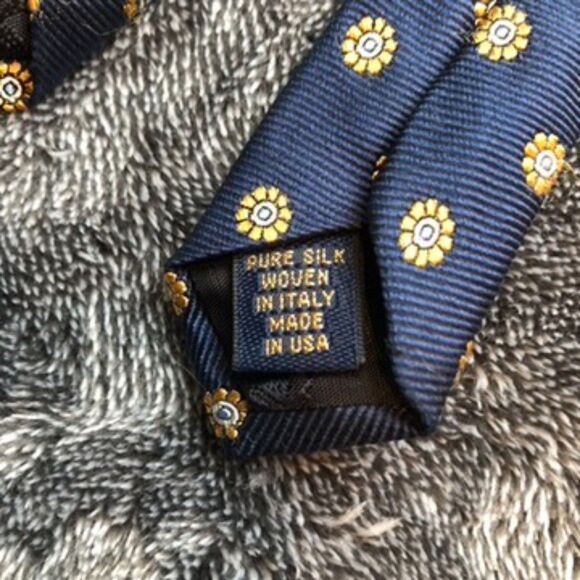 Brooks Brothers Makers 100% Italian Silk Tie Navy Blue w/ Flowers Made in USA - Picture 4 of 7